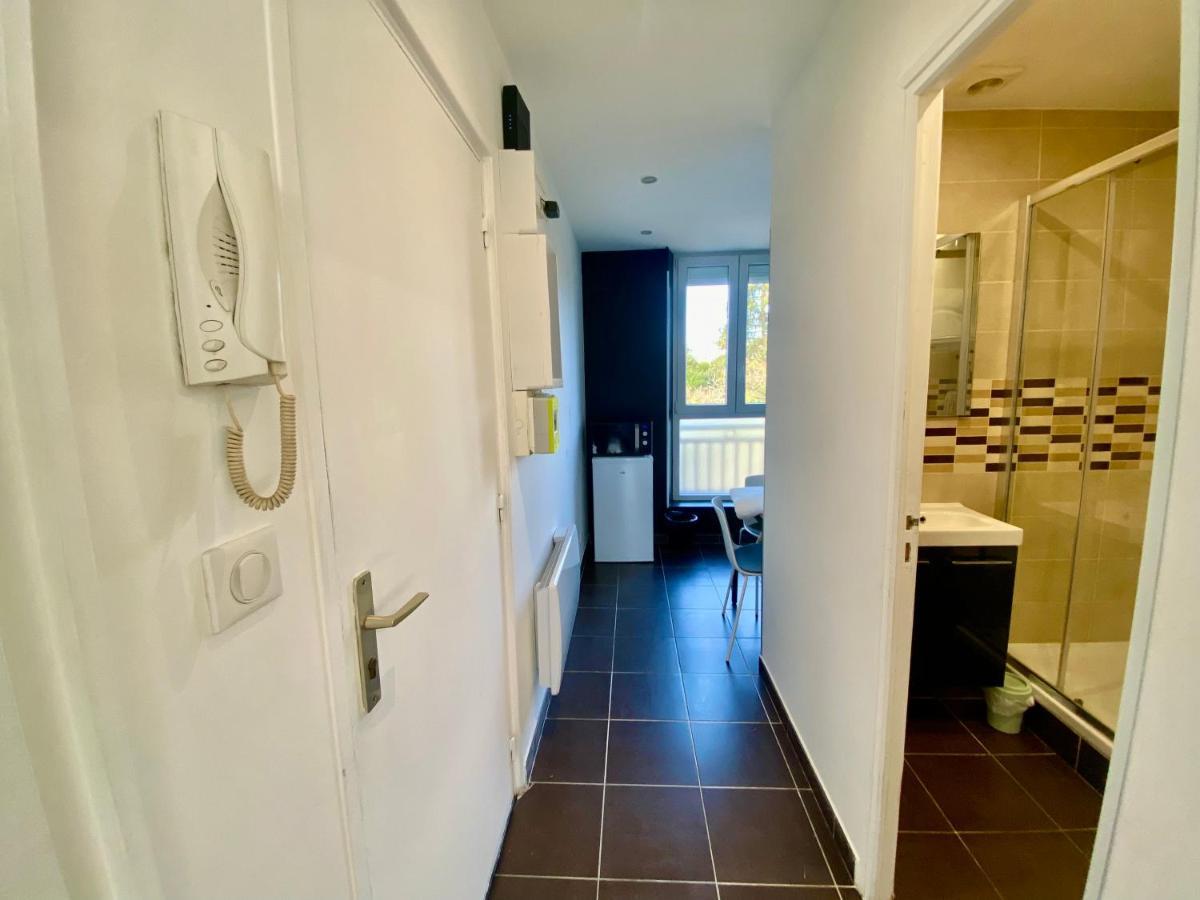 Residence 4T - 33 Bis Avenue Gaston Chauvin Aulnay-sous-Bois Exterior photo